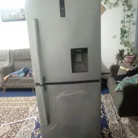 یخچال فریزر دیجیتالی بدون برفک سالم ومرتب