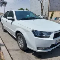 نیروی جوان و جویای کار قابل اعتماد با اتومبیل