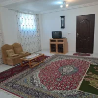 طبقه همکف حیاط دار پکیج