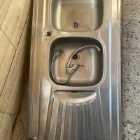 سینک و شیر طرفشویی