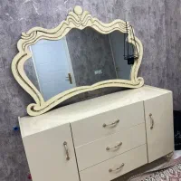 آینه و کنسول