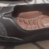 یک عدد کتونی ویک عددکفش طبی طب ترک اصل