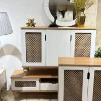 جاکفشی و میز تلویزیون و کنسول همراه آینه