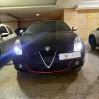 آلفارومئو جولیتا ۲۰۱۵ بدون رنگ