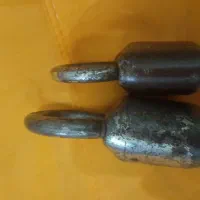 دو عدد قفل قدیمی شیرنشان بدون کلید|کلکسیون اشیاء عتیقه|اصفهان, دهنو|دیوار