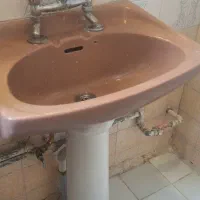 رو شویی درحد نو بدون شیر هستش