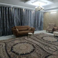 استخر سر پوشیده آبگرم