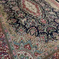 فرش ماشینی زمینه سرمه ایی دستباف گونه