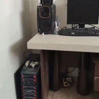 سیستم خونگی با مانیتور و کیبورد گیم کم کار