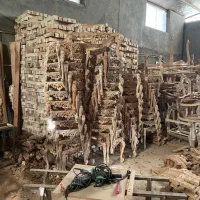 نیروی نجار ماهر و نیمه ماهر