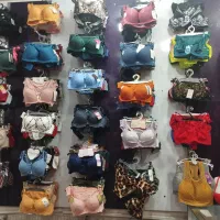 واگذاری اجناس مغازه لباس زیر