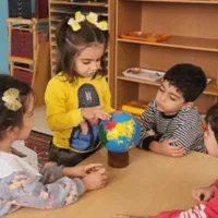 کودکستان وباشگاه ورزشی دنیای کودک