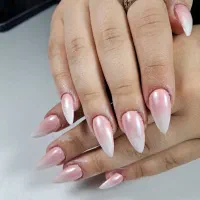 خدمات ناخن و مژه