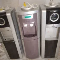چای ساز و آب سرد کن پایین  کابینت