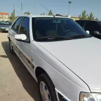 پژوپارس سفید