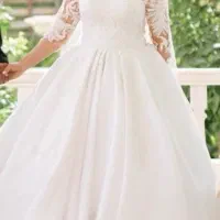 لباس عروس با شنل کار شده سایز ۴۰تا ۴۶