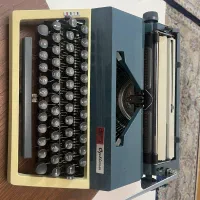 دستگاه تایپ قدیمی ساخت المان