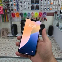 آیفون ۱۳ نرمال