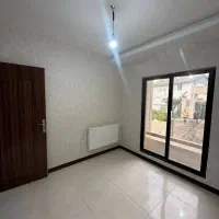 دیوار بلند و قیمت مناسب و سنددار و نمای مدرن|فروش خانه و ویلا|آلاشت, |دیوار