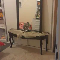 اینه کنسول چوبی تمیز