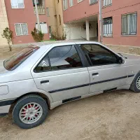 ماشین بدون رنگ یه گلگیر جلو تعویض بدون تصادف سالم