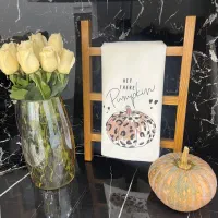 نردبان چوبی وحوله اشپزخانه