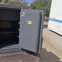 گاوصندق کاوه اصل|ابزارآلات|رزن, |دیوار