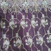 لباس توردوخته شده نو،رنگ بنفش و کالباسی