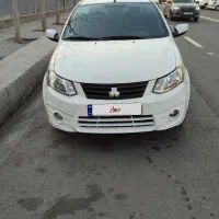 ساینا بدون رنگ