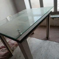 میزغذاخوری