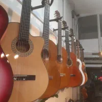 گیتار یاماها و کلاریس|گیتار، بیس، امپلیفایر|مینودشت, |دیوار