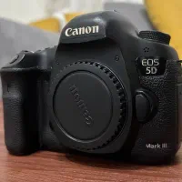 دوربین کنون5D