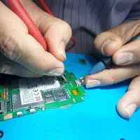 تعمیرات تخصصی موبایل رضا