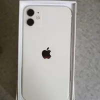 اپل iPhone 11 با حافظهٔ ۱۲۸ گیگابایت