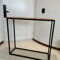 میز کنسول اسنتند فلز و چوب|بوفه، ویترین، کنسول|اصفهان, بهارستان (مخابرات)|دیوار