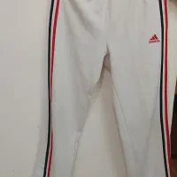 دو عدد لباس ورزشی