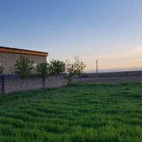 یک قطعه زمین 2000 متری چسبیده به شهر