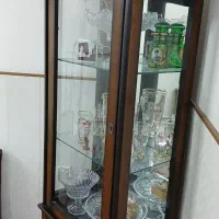 گنجه ویترینی چوبی