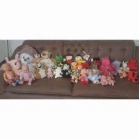 بیش از۳۰عدد عروسک ایرانی و خارجی