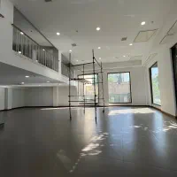 ۲۳۰ متر فلت + ۱۰۰ متر بالکن براصلی لواسان