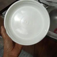 زیر گلدانی پلاستیکی سفید