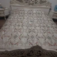 تخت خواب دوم نفره و کنسول