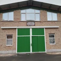کارگر اشنا و مسلط به تزریق پلاستیک