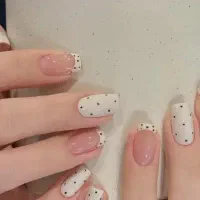 جشنواره خدمات کاشت ناخن لمینت ژلیش پدیکور ونک