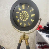 ساعت ایستاده