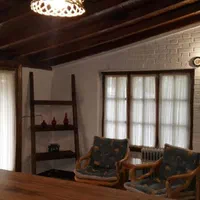 ویلایی مستقل چوبی جنگلی|اجارهٔ کوتاه‌مدت ویلا و باغ|کلاردشت, |دیوار