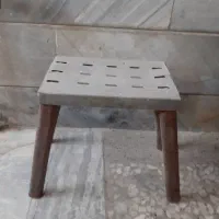 چهارپایه فلزی ۳۵سانتی