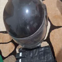 کلاه و دستکش موتور