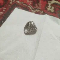 انگشتر نقره با سنگ عقیق شجر طبیعی طرح منظره خاص