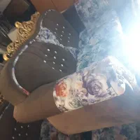 یه دست مبل هفت نفره|مبلمان خانگی و میز عسلی|قم, نخودی|دیوار